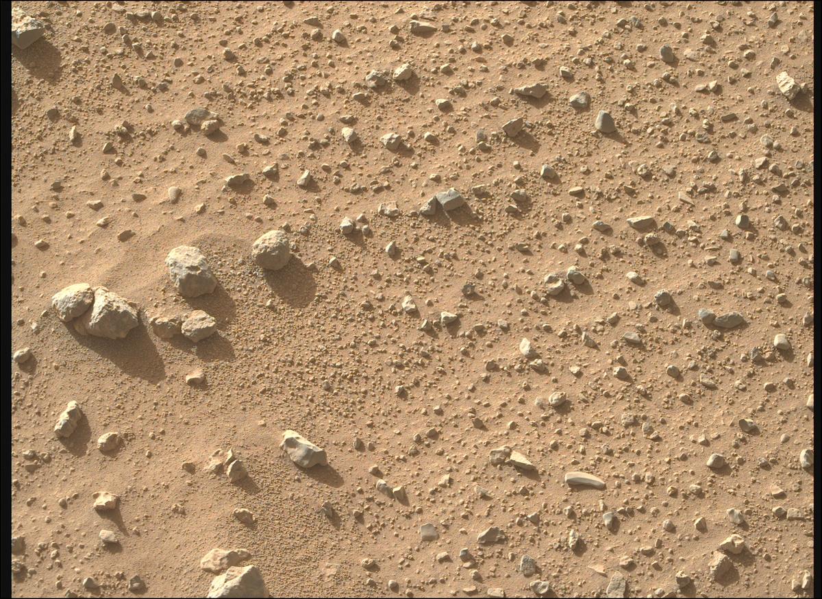 This image was taken by MCZ_RIGHT onboard NASA's Mars rover Perseverance on Sol 762