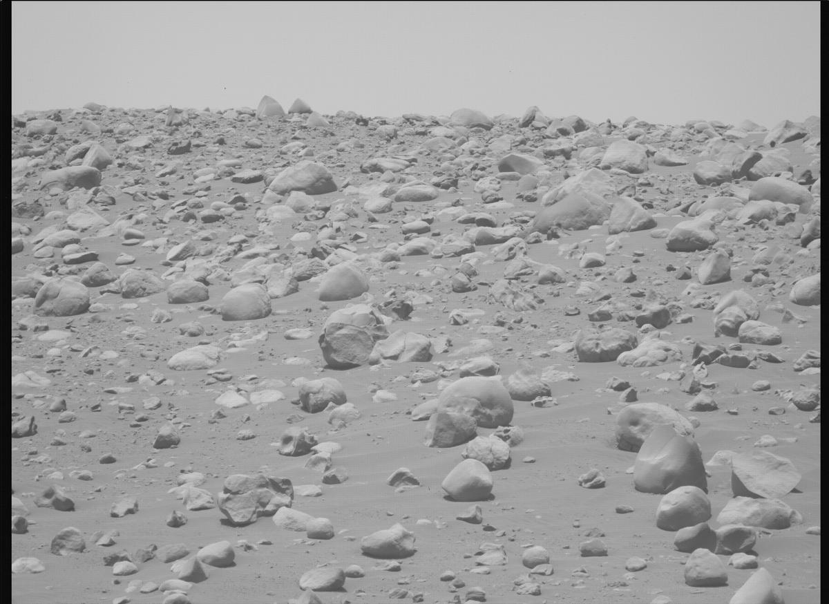 This image was taken by MCZ_LEFT onboard NASA's Mars rover Perseverance on Sol 763