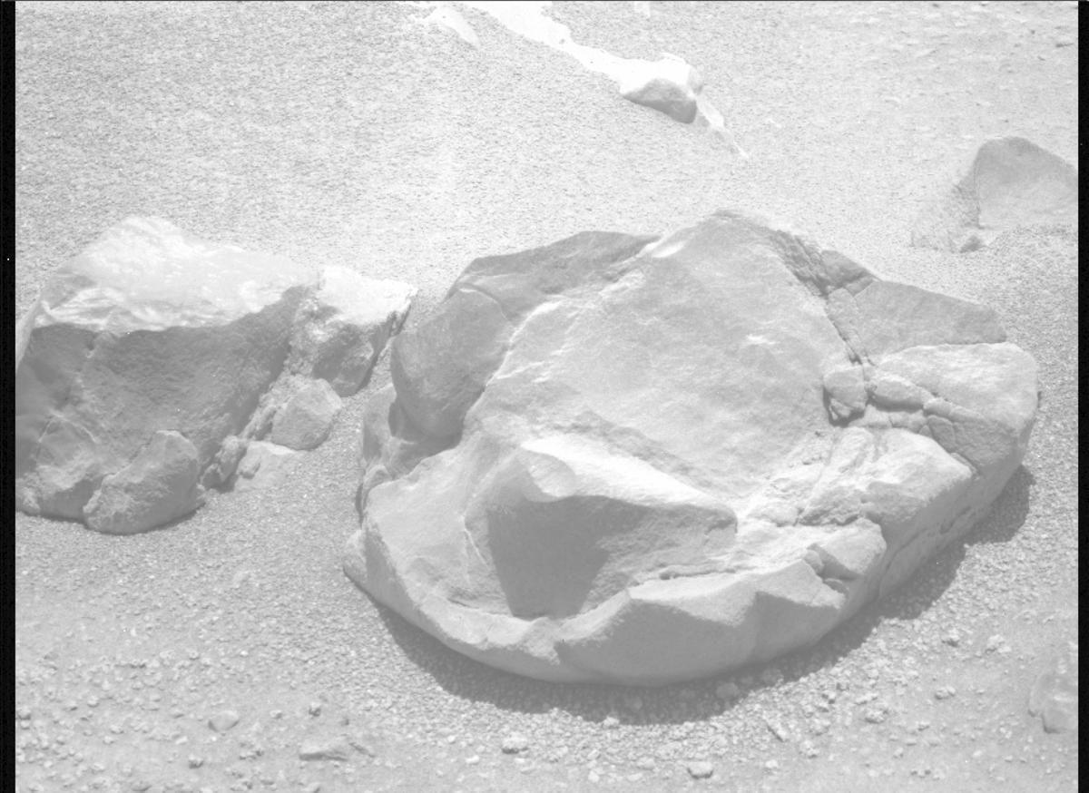 This image was taken by MCZ_LEFT onboard NASA's Mars rover Perseverance on Sol 764