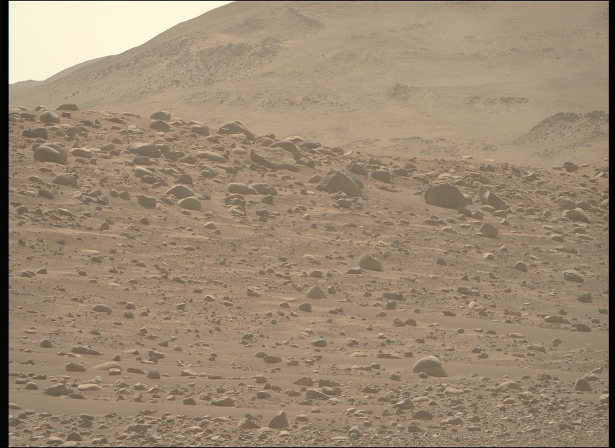 This image was taken by MCZ_RIGHT onboard NASA's Mars rover Perseverance on Sol 764
