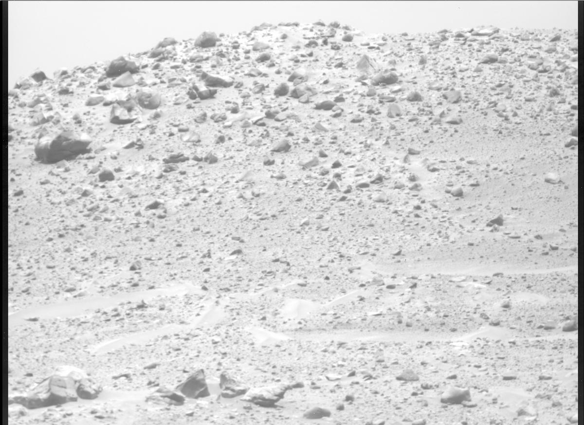 This image was taken by MCZ_RIGHT onboard NASA's Mars rover Perseverance on Sol 765