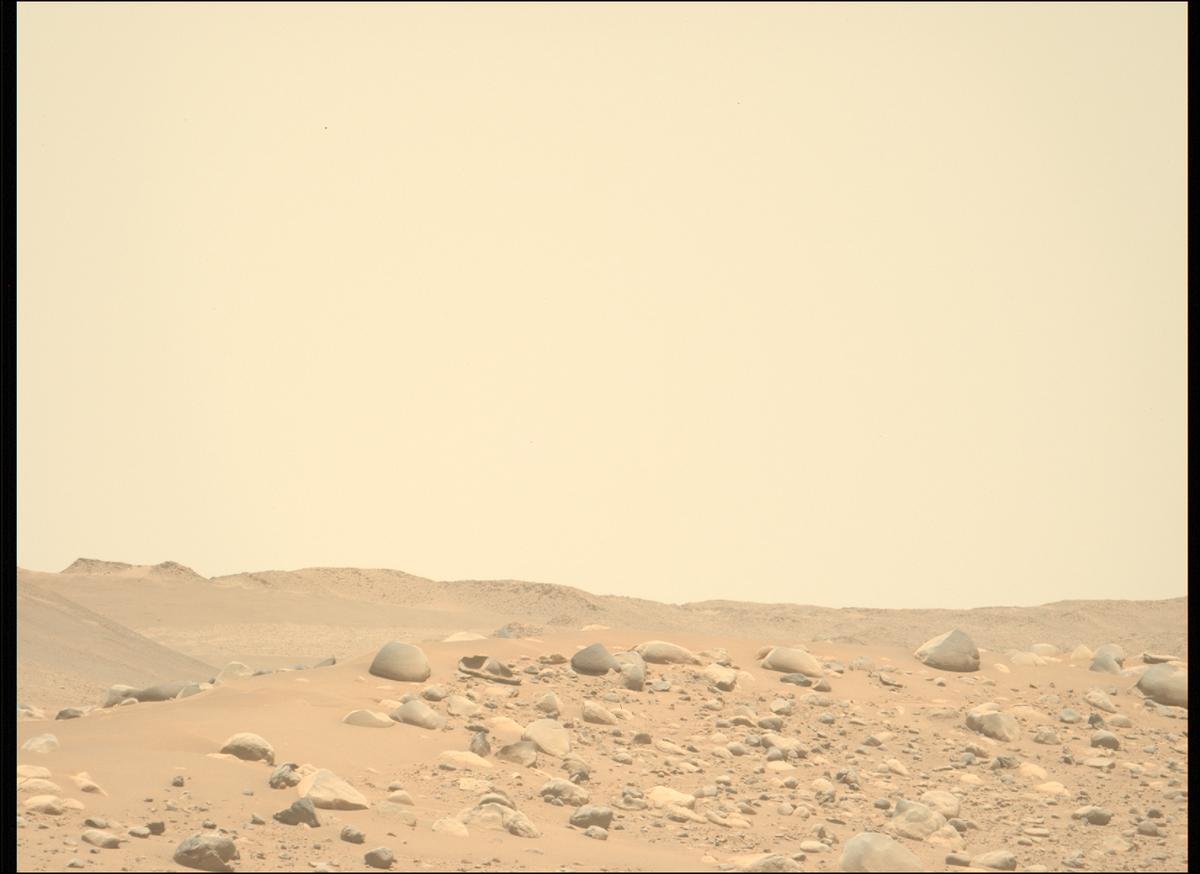 This image was taken by MCZ_LEFT onboard NASA's Mars rover Perseverance on Sol 766