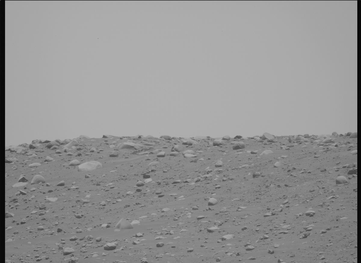 This image was taken by MCZ_LEFT onboard NASA's Mars rover Perseverance on Sol 766