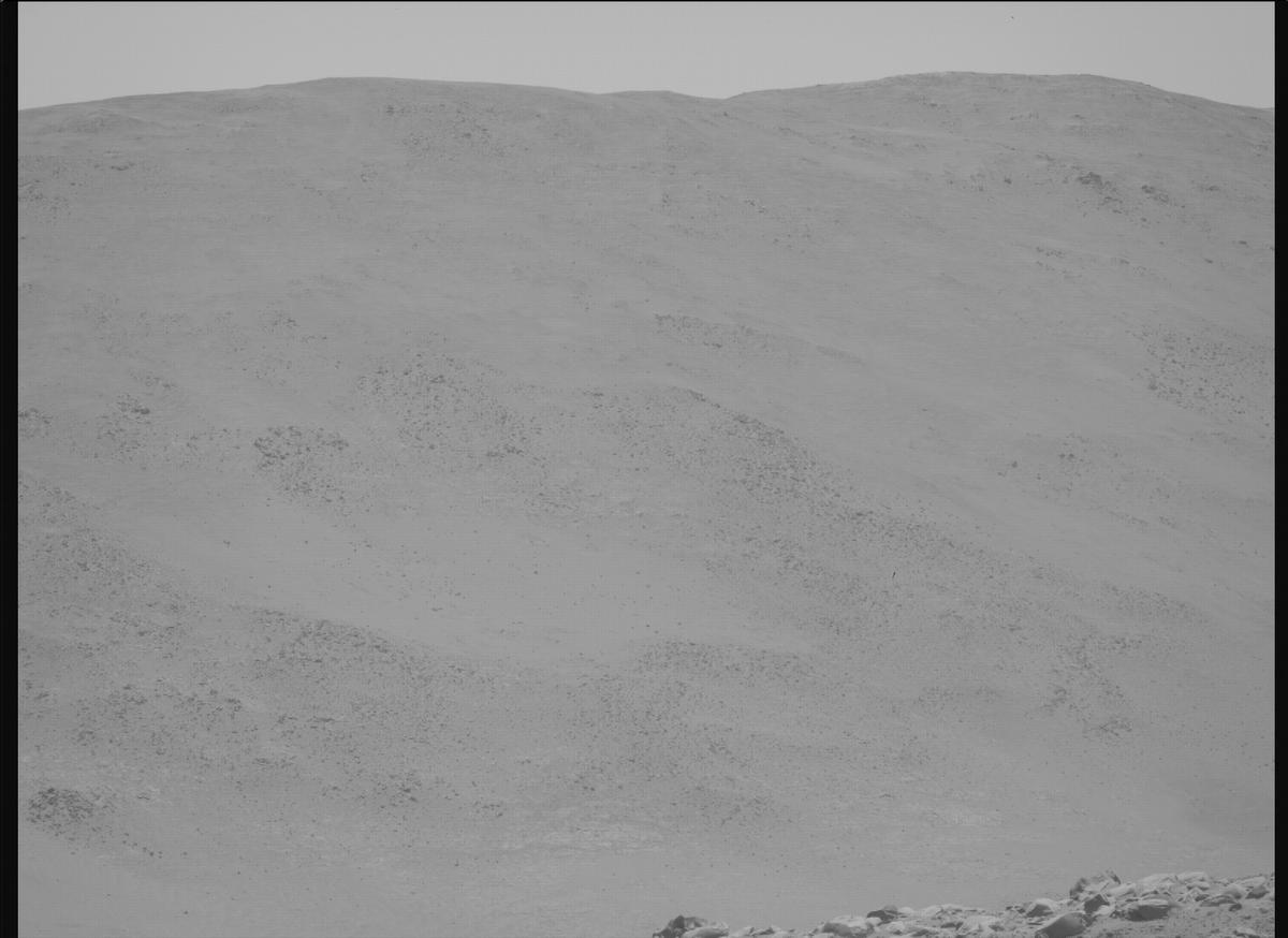 This image was taken by MCZ_RIGHT onboard NASA's Mars rover Perseverance on Sol 766