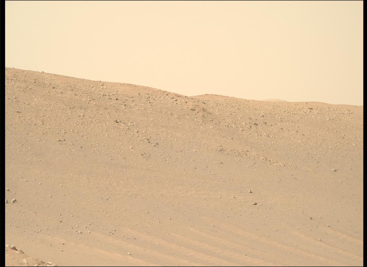 This image was taken by MCZ_RIGHT onboard NASA's Mars rover Perseverance on Sol 768