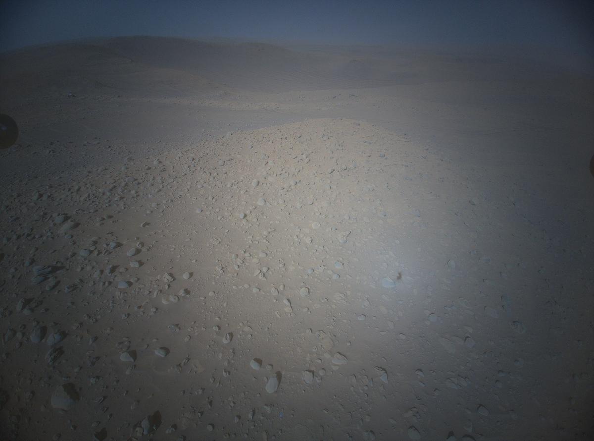 This image was taken by HELI_RTE onboard NASA's Mars rover Perseverance on Sol 772