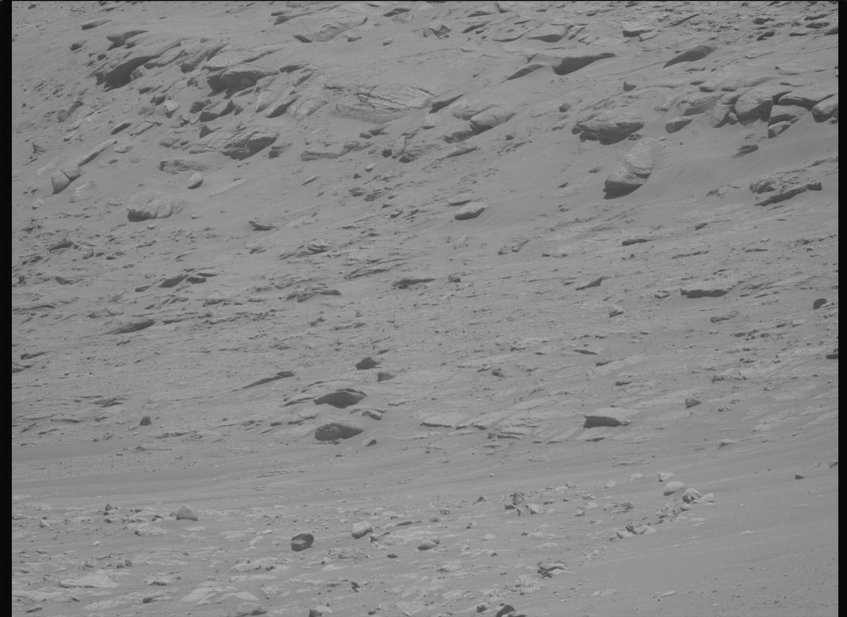This image was taken by MCZ_LEFT onboard NASA's Mars rover Perseverance on Sol 772