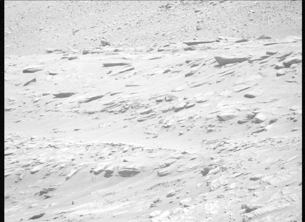 This image was taken by MCZ_LEFT onboard NASA's Mars rover Perseverance on Sol 773