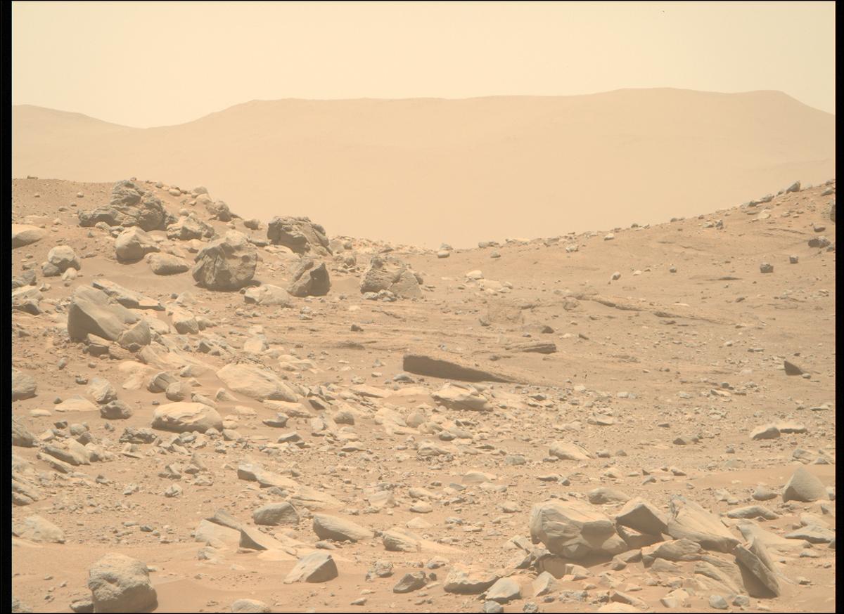 This image was taken by MCZ_RIGHT onboard NASA's Mars rover Perseverance on Sol 776