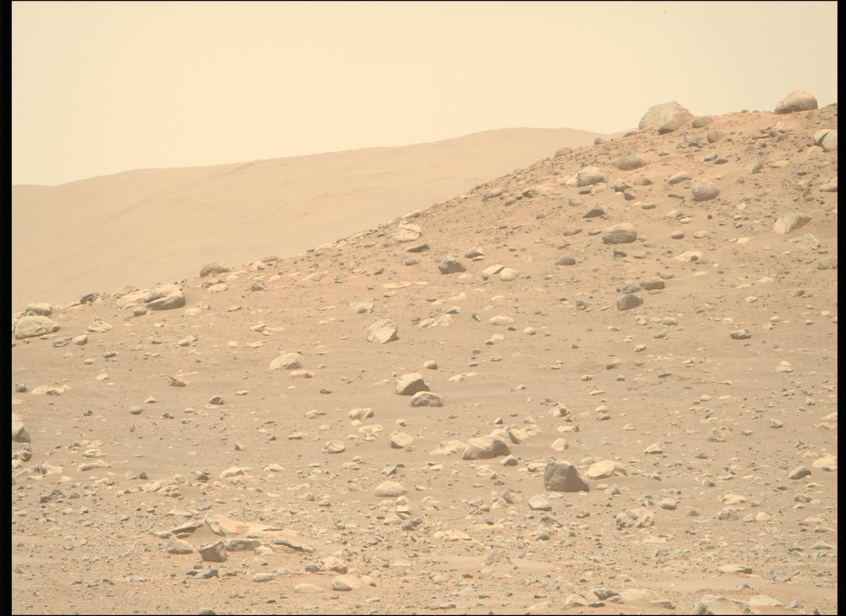 This image was taken by MCZ_RIGHT onboard NASA's Mars rover Perseverance on Sol 776