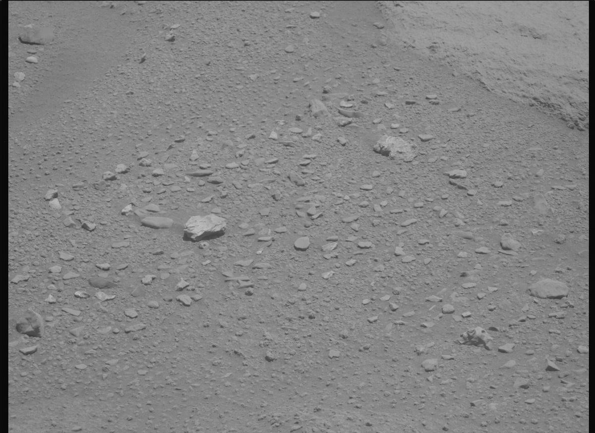 This image was taken by MCZ_LEFT onboard NASA's Mars rover Perseverance on Sol 777