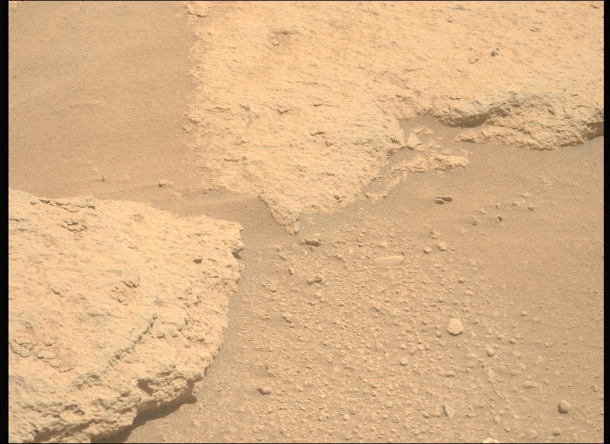 This image was taken by MCZ_LEFT onboard NASA's Mars rover Perseverance on Sol 777