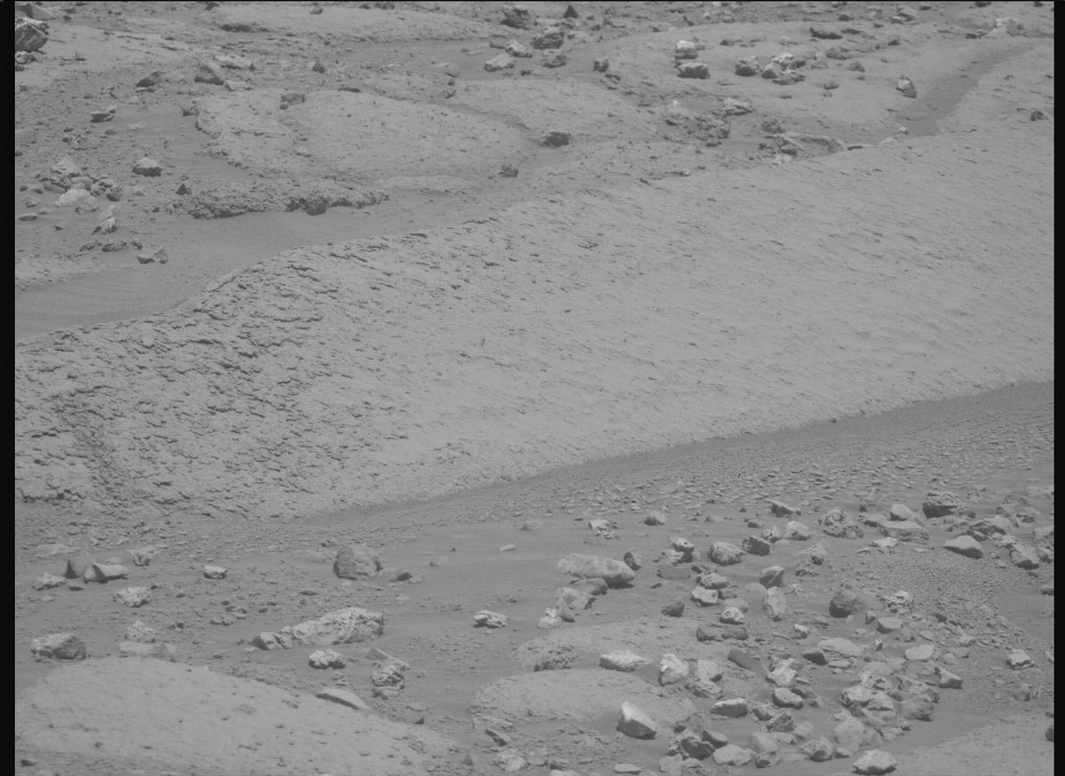 This image was taken by MCZ_RIGHT onboard NASA's Mars rover Perseverance on Sol 777