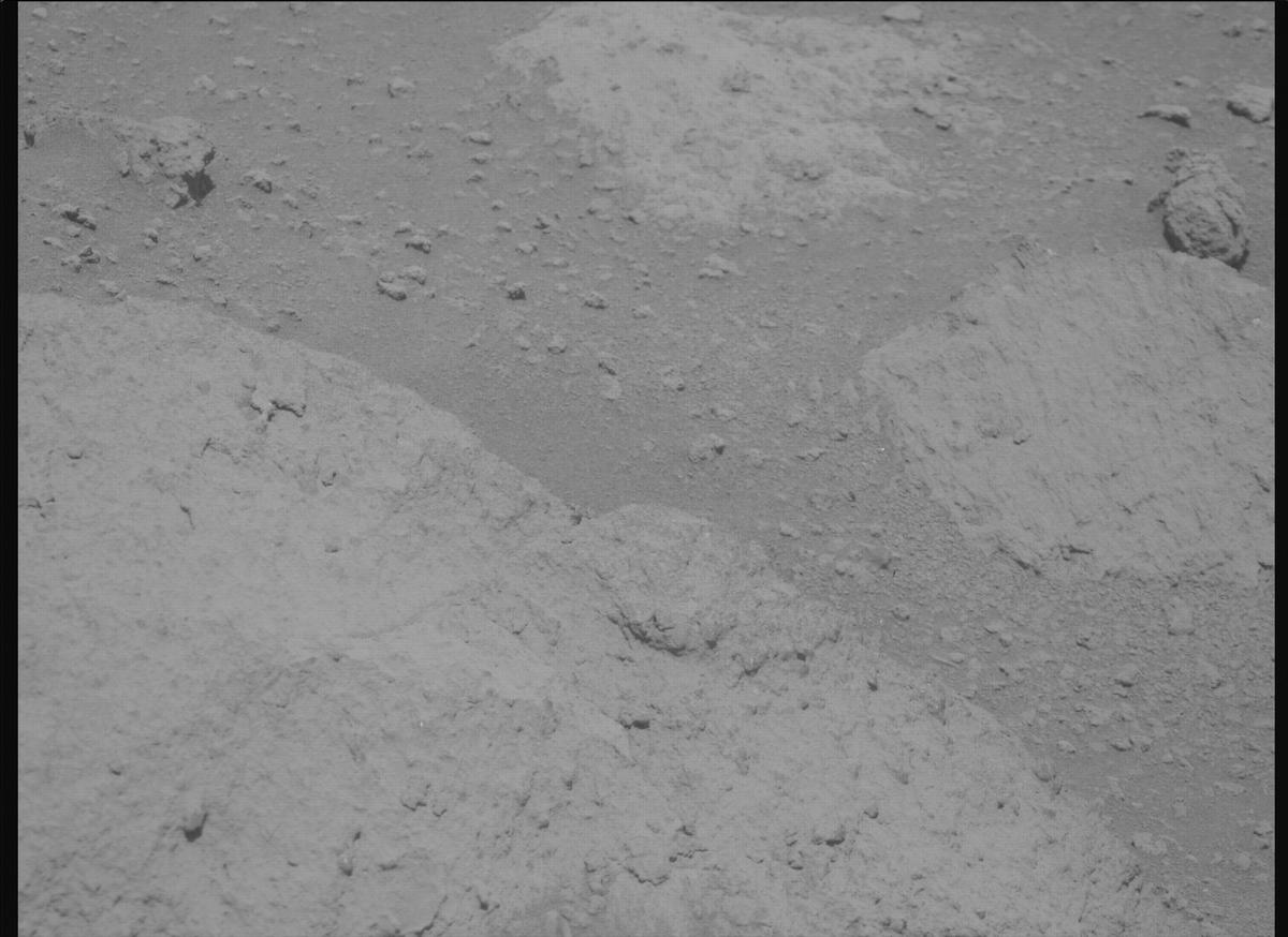 This image was taken by MCZ_RIGHT onboard NASA's Mars rover Perseverance on Sol 777