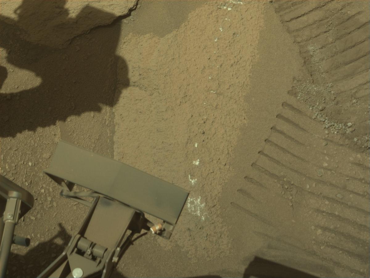 This image was taken by NAVCAM_RIGHT onboard NASA's Mars rover Perseverance on Sol 781
