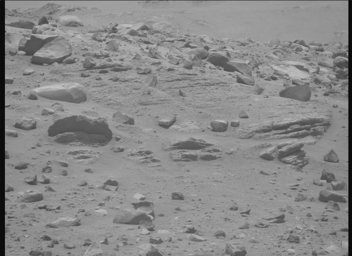 This image was taken by MCZ_RIGHT onboard NASA's Mars rover Perseverance on Sol 781