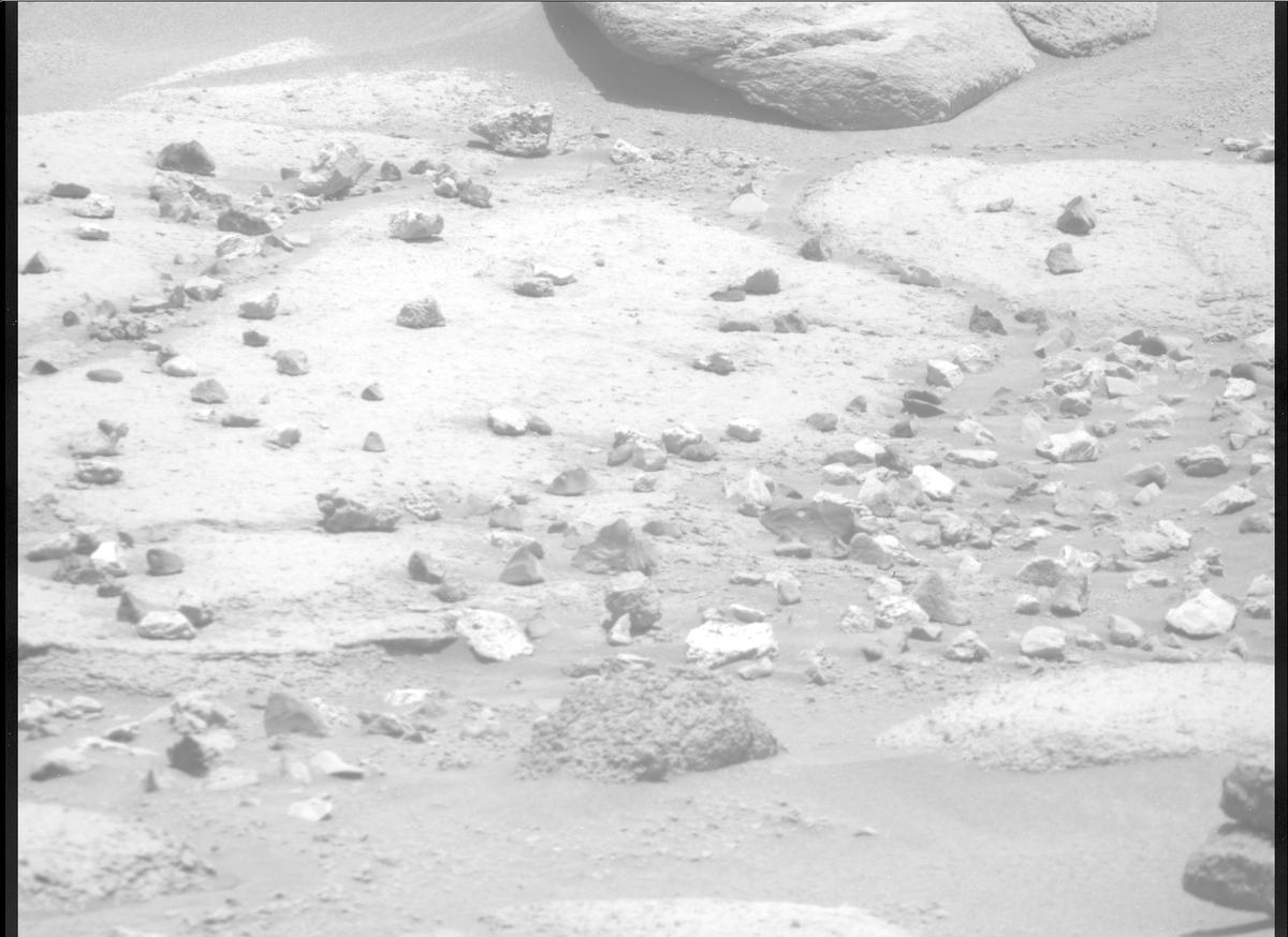 This image was taken by MCZ_RIGHT onboard NASA's Mars rover Perseverance on Sol 781
