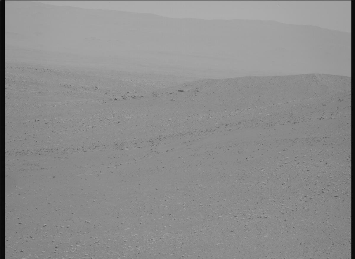 This image was taken by MCZ_RIGHT onboard NASA's Mars rover Perseverance on Sol 782