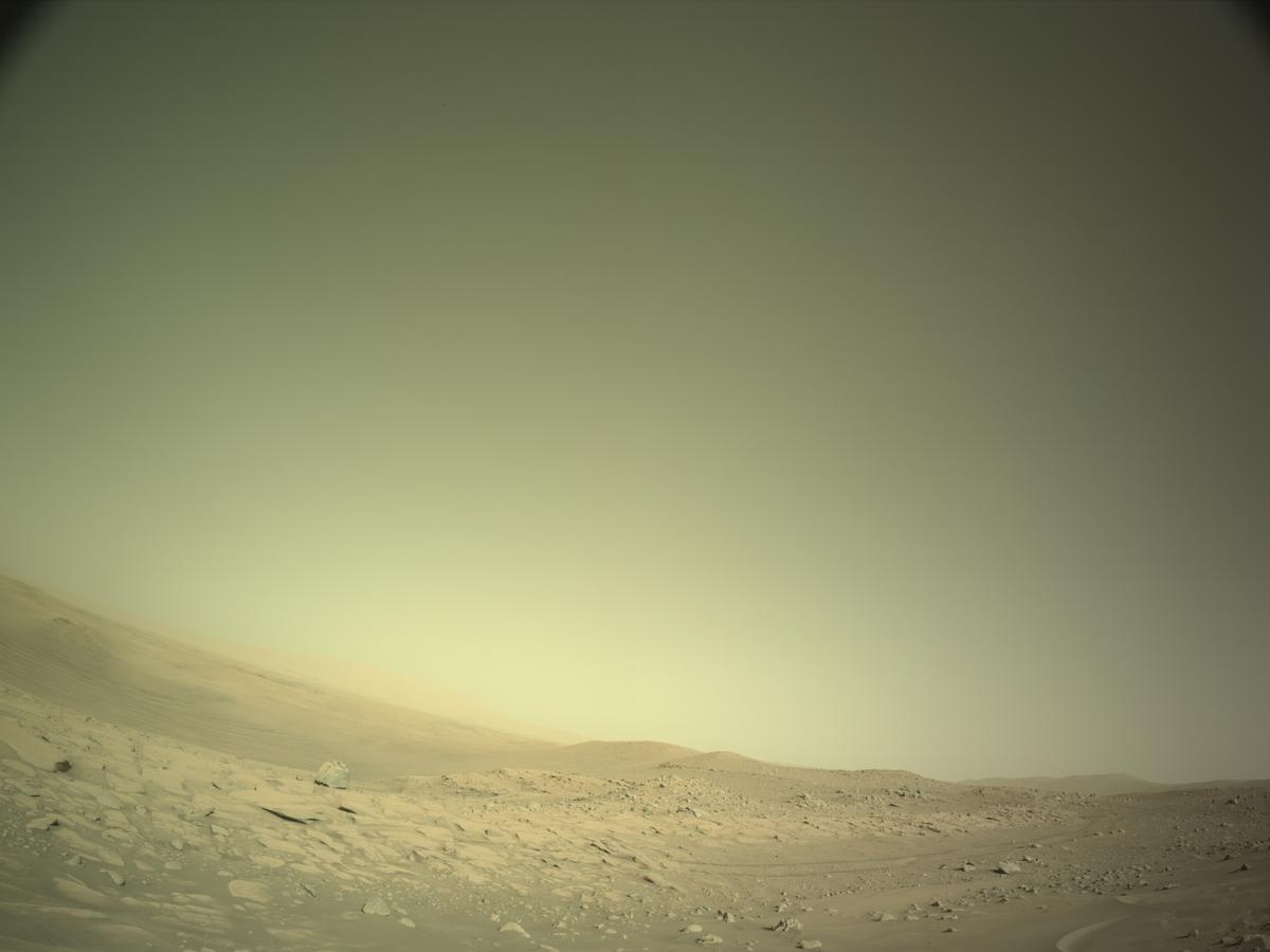 This image was taken by NAVCAM_LEFT onboard NASA's Mars rover Perseverance on Sol 784