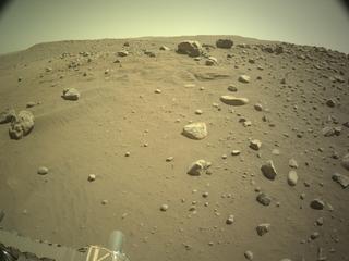View image taken on Mars, Mars Perseverance Sol 784: Right Navigation Camera (Navcam)