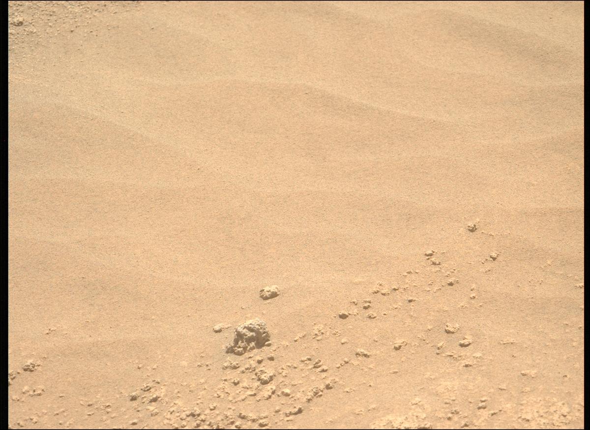 This image was taken by MCZ_LEFT onboard NASA's Mars rover Perseverance on Sol 785
