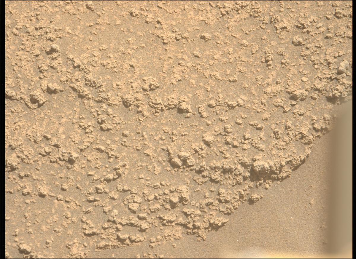 This image was taken by MCZ_LEFT onboard NASA's Mars rover Perseverance on Sol 785