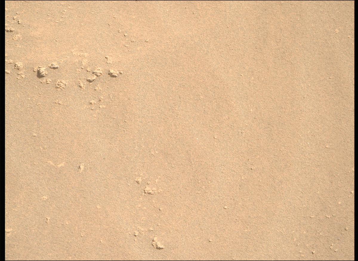 This image was taken by MCZ_RIGHT onboard NASA's Mars rover Perseverance on Sol 785