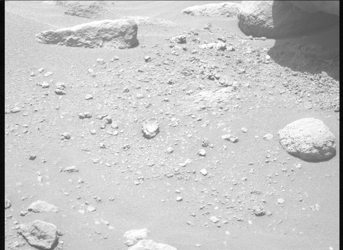 This image was taken by MCZ_LEFT onboard NASA's Mars rover Perseverance on Sol 791