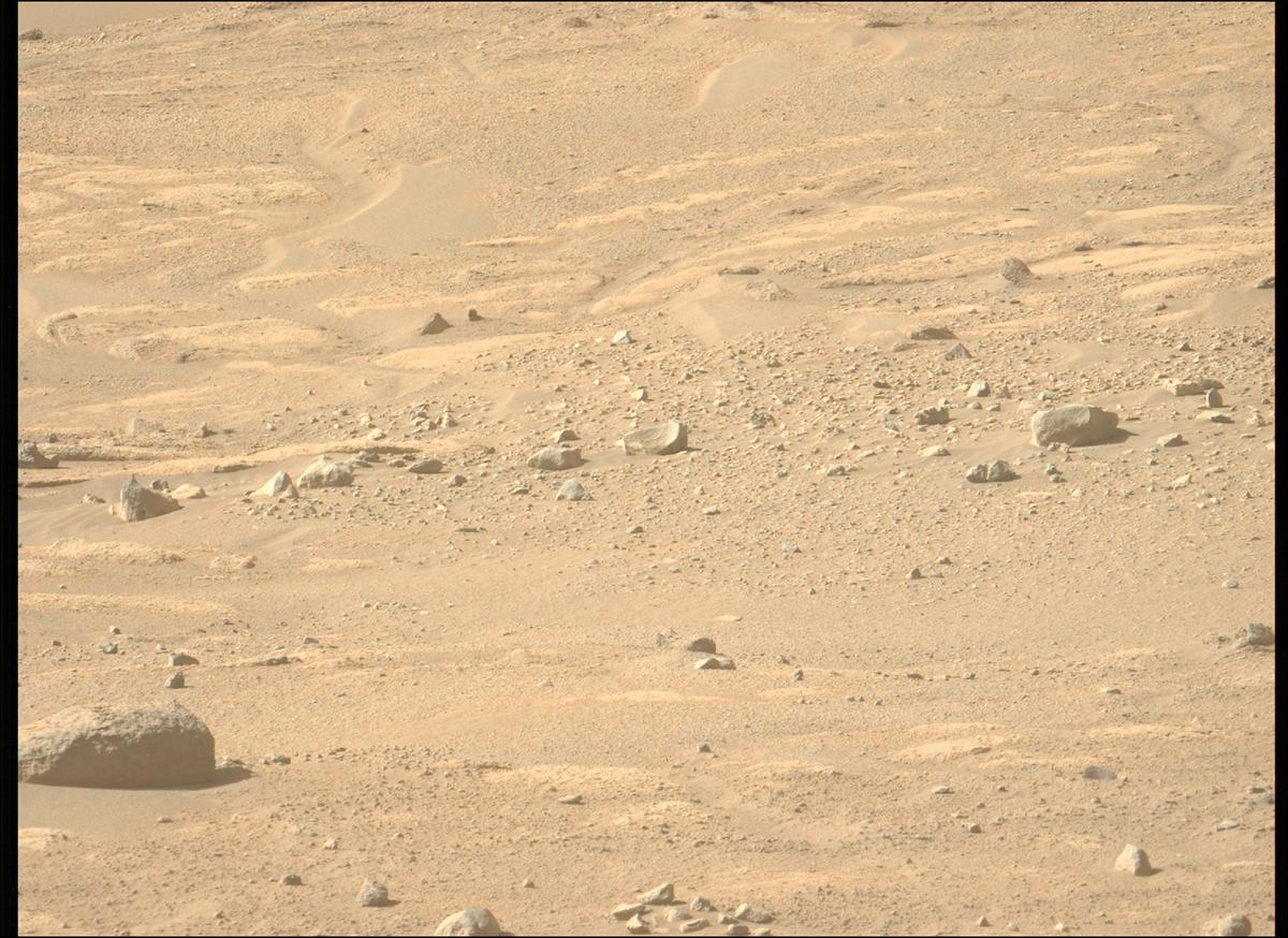 This image was taken by MCZ_LEFT onboard NASA's Mars rover Perseverance on Sol 792