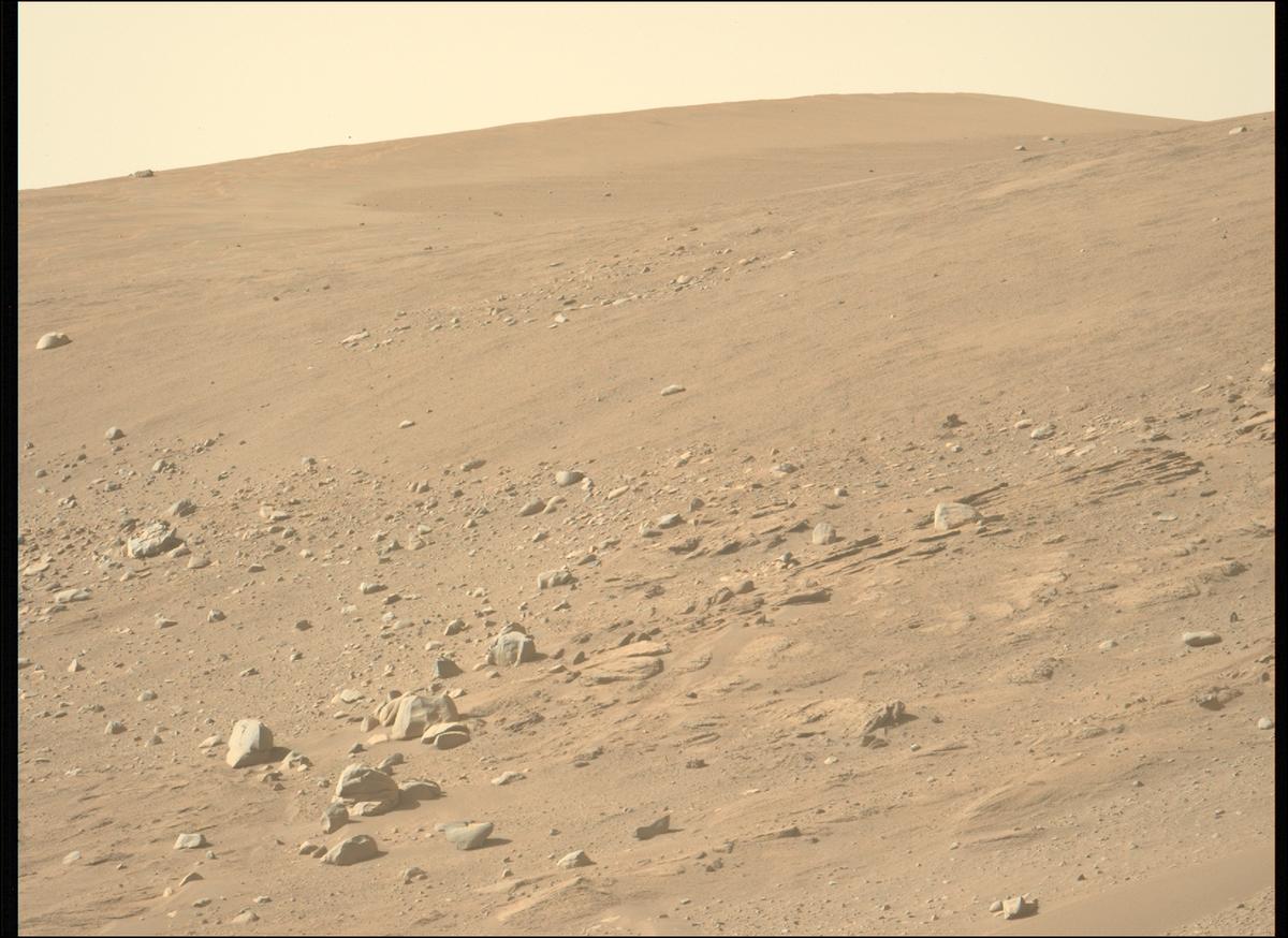 This image was taken by MCZ_LEFT onboard NASA's Mars rover Perseverance on Sol 792