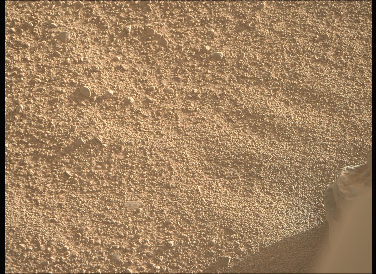This image was taken by MCZ_RIGHT onboard NASA's Mars rover Perseverance on Sol 793