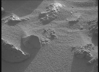 View image taken on Mars, Mars Perseverance Sol 796: Right Mastcam-Z Camera