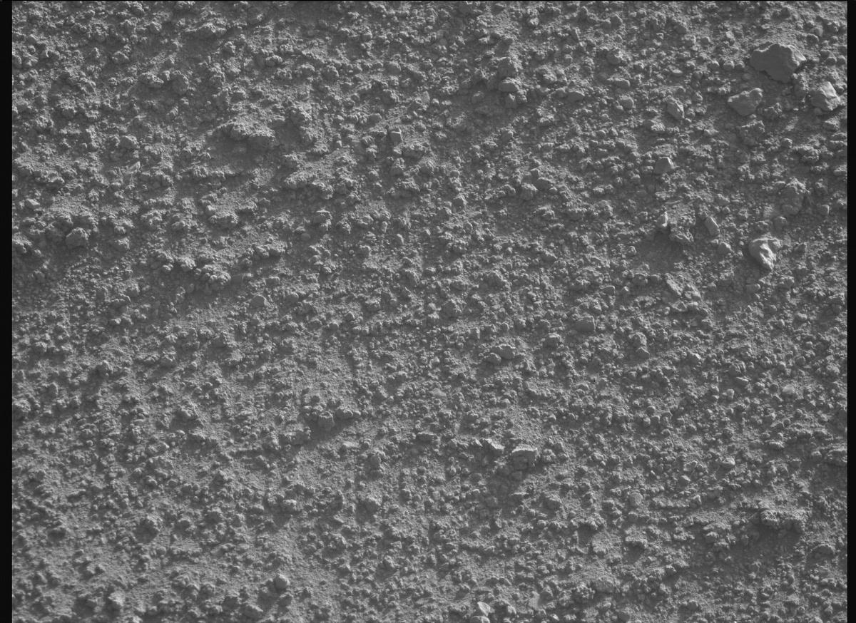 This image was taken by MCZ_RIGHT onboard NASA's Mars rover Perseverance on Sol 796