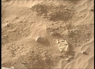 View image taken on Mars, Mars Perseverance Sol 796: Right Mastcam-Z Camera