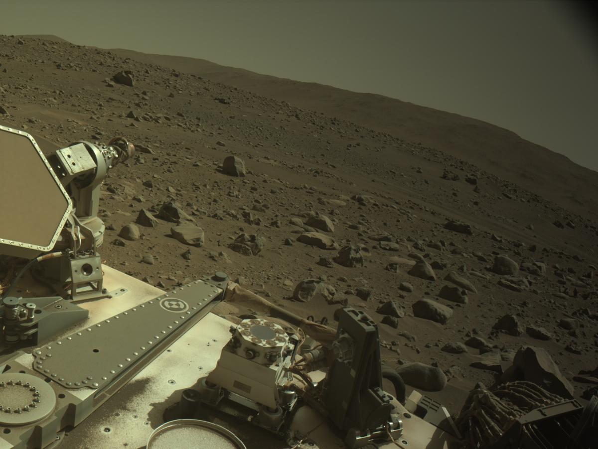 This image was taken by NAVCAM_LEFT onboard NASA's Mars rover Perseverance on Sol 797
