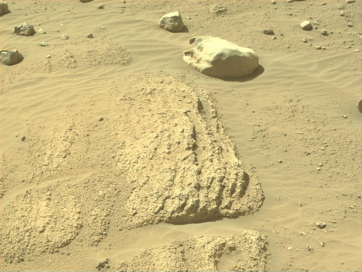 This image was taken by NAVCAM_RIGHT onboard NASA's Mars rover Perseverance on Sol 797