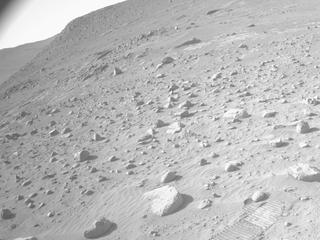 View image taken on Mars, Mars Perseverance Sol 797: Right Navigation Camera (Navcam)