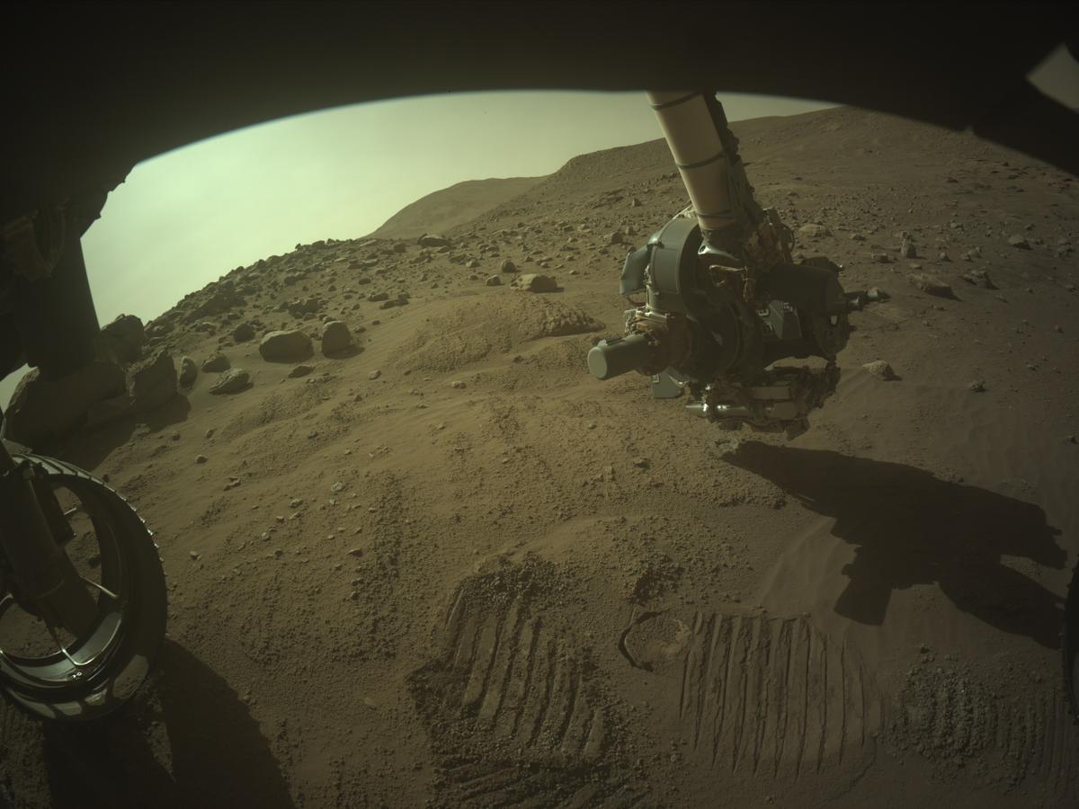 This image was taken by FRONT_HAZCAM_LEFT_A onboard NASA's Mars rover Perseverance on Sol 799