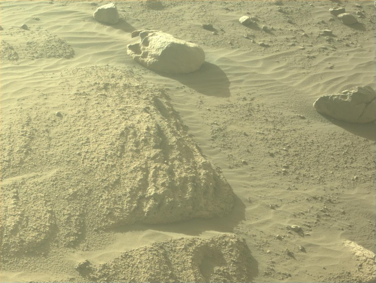 This image was taken by NAVCAM_LEFT onboard NASA's Mars rover Perseverance on Sol 799