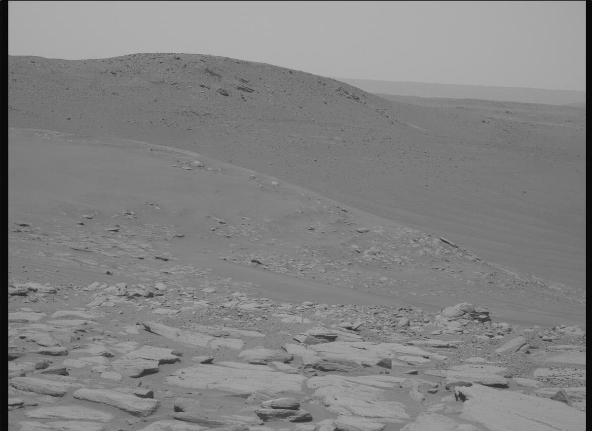 This image was taken by MCZ_LEFT onboard NASA's Mars rover Perseverance on Sol 805