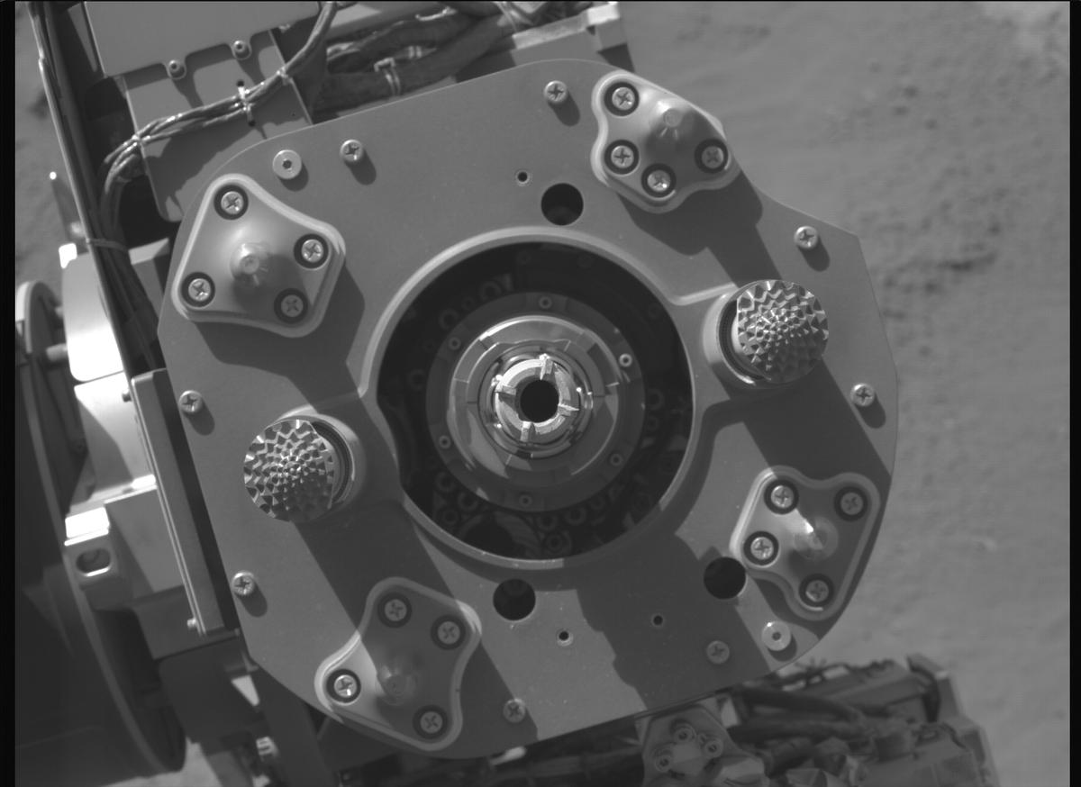 This image was taken by MCZ_LEFT onboard NASA's Mars rover Perseverance on Sol 810