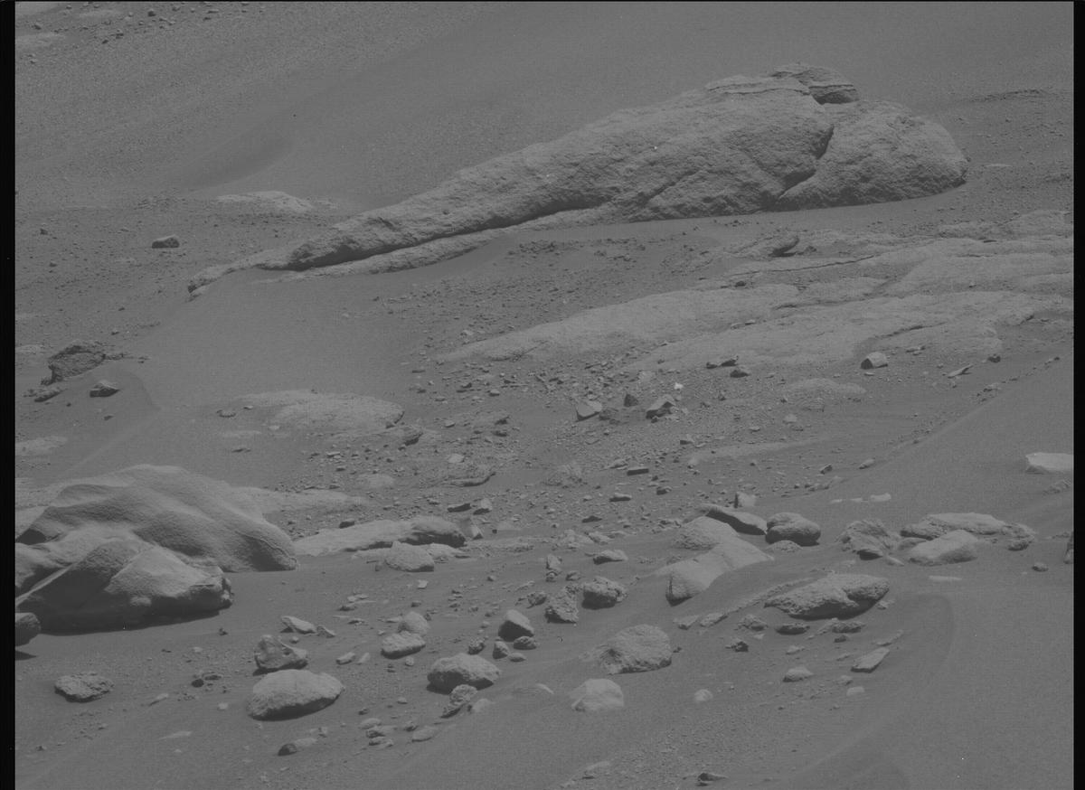 This image was taken by MCZ_LEFT onboard NASA's Mars rover Perseverance on Sol 812