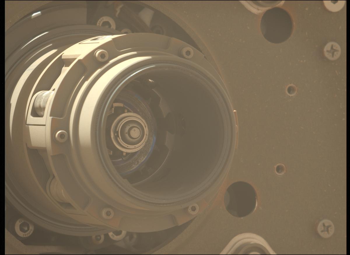 This image was taken by MCZ_LEFT onboard NASA's Mars rover Perseverance on Sol 814