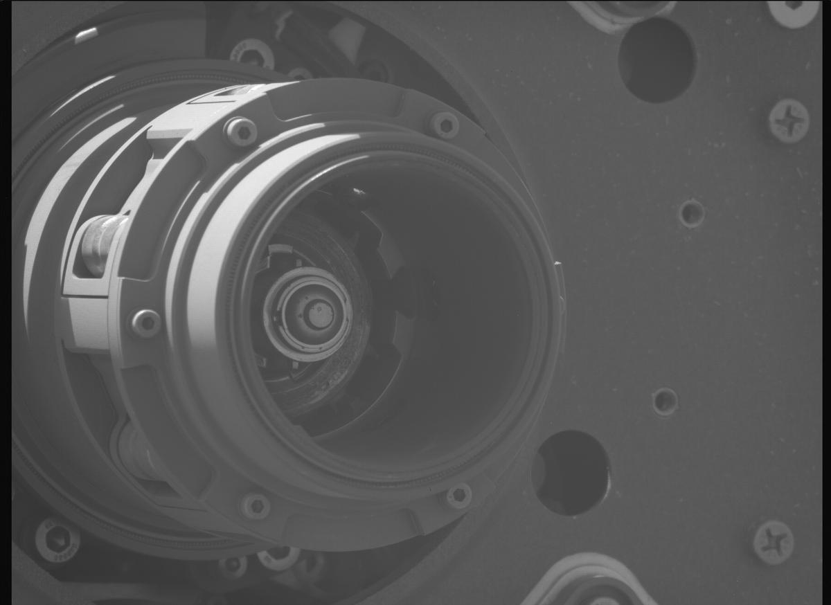 This image was taken by MCZ_LEFT onboard NASA's Mars rover Perseverance on Sol 814