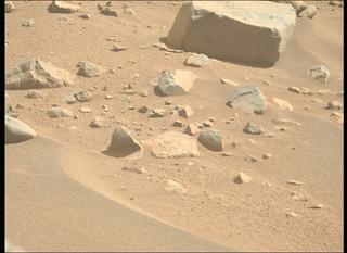 View image taken on Mars, Mars Perseverance Sol 816: Left Mastcam-Z Camera