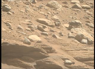 View image taken on Mars, Mars Perseverance Sol 816: Right Mastcam-Z Camera