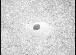 View image taken on Mars, Mars Perseverance Sol 816: Right Mastcam-Z Camera