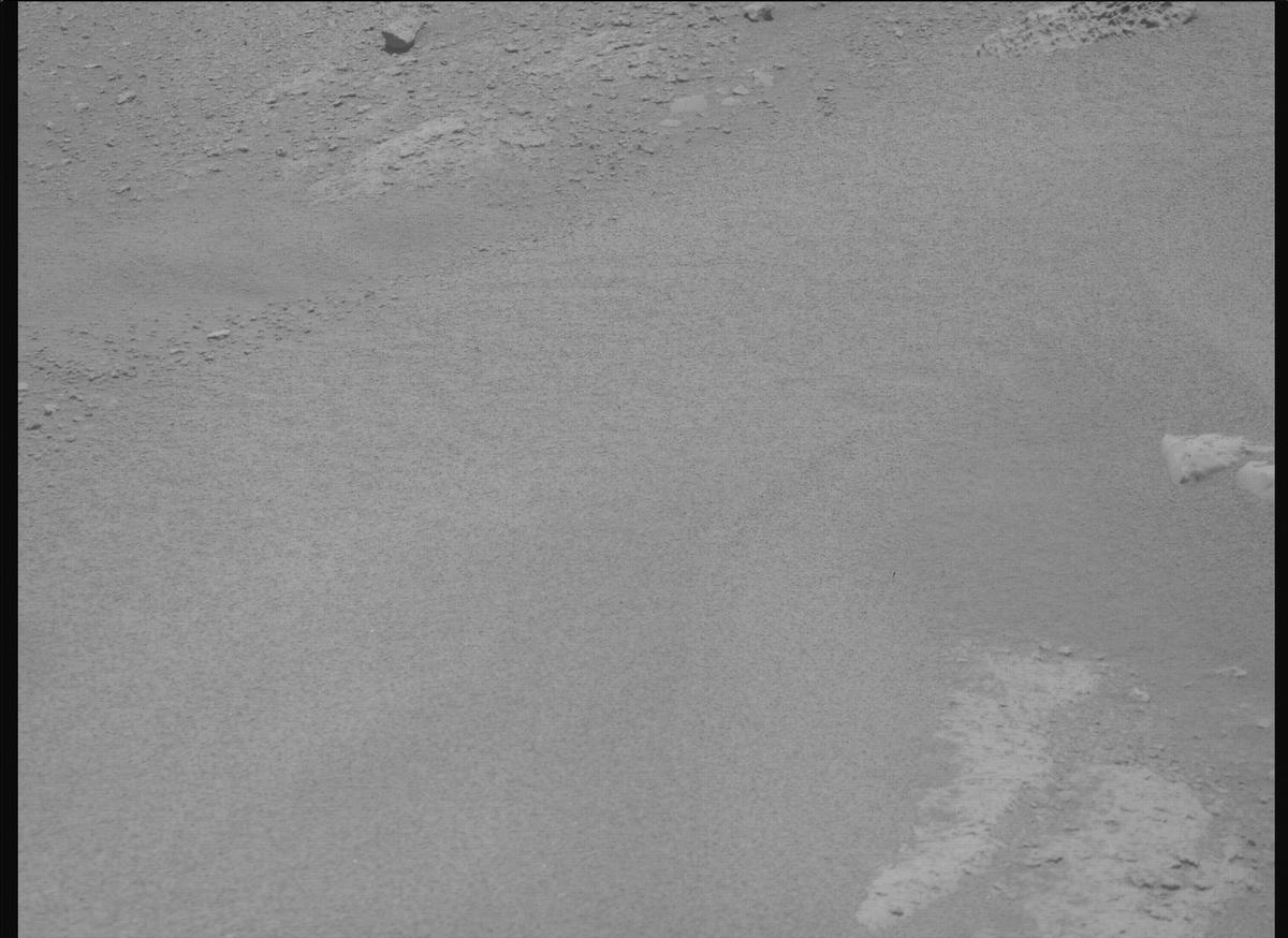 This image was taken by MCZ_RIGHT onboard NASA's Mars rover Perseverance on Sol 817