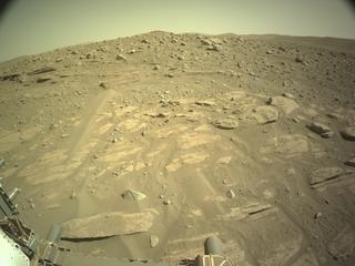 View image taken on Mars, Mars Perseverance Sol 818: Left Navigation Camera (Navcam)