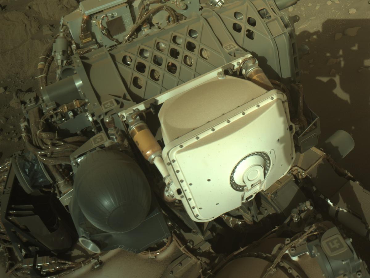 This image was taken by NAVCAM_LEFT onboard NASA's Mars rover Perseverance on Sol 818